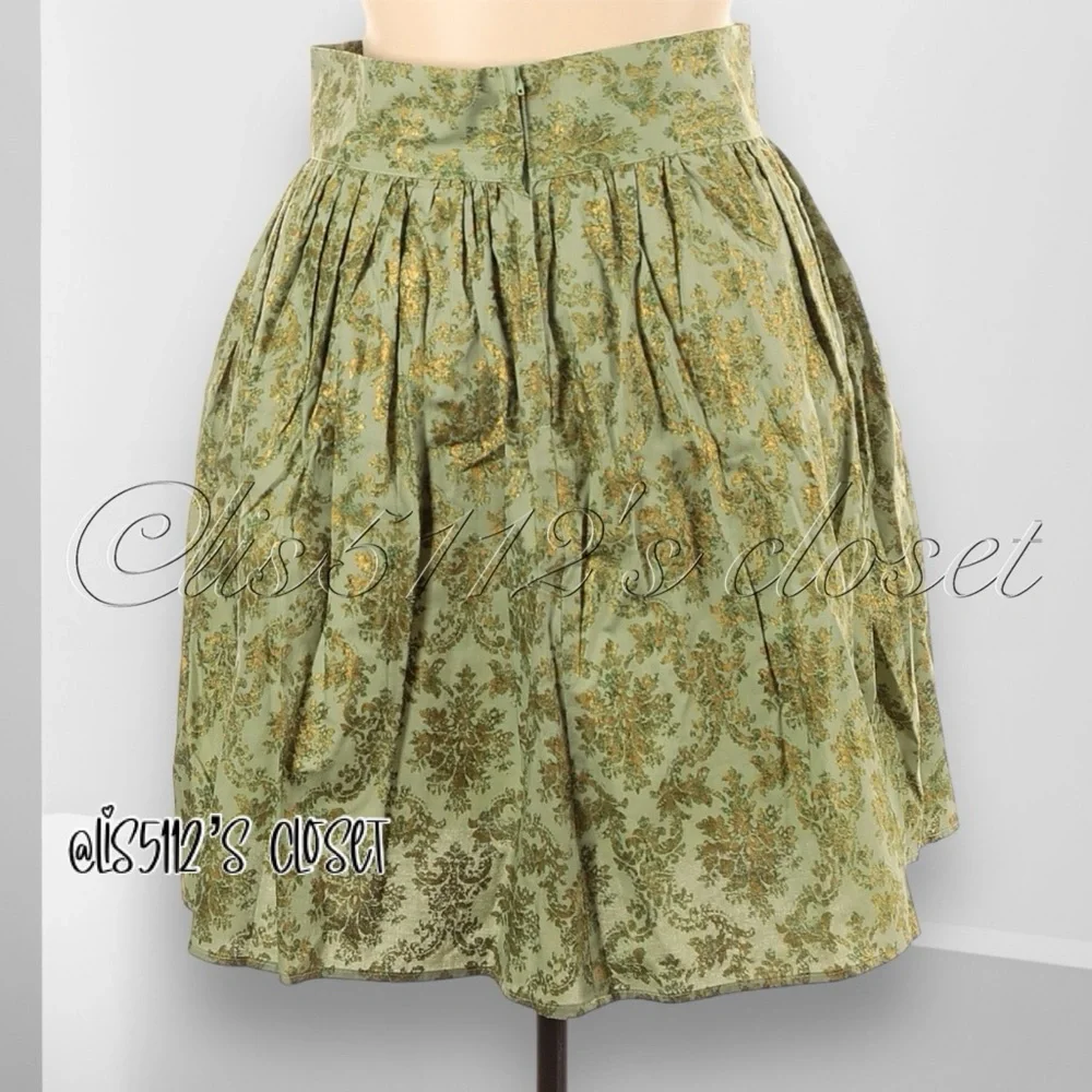NWOT Pinup Couture x Heart of Haute Best Frocks Forever Cinderella PUG Skirt 1X - Picture 3 of 15